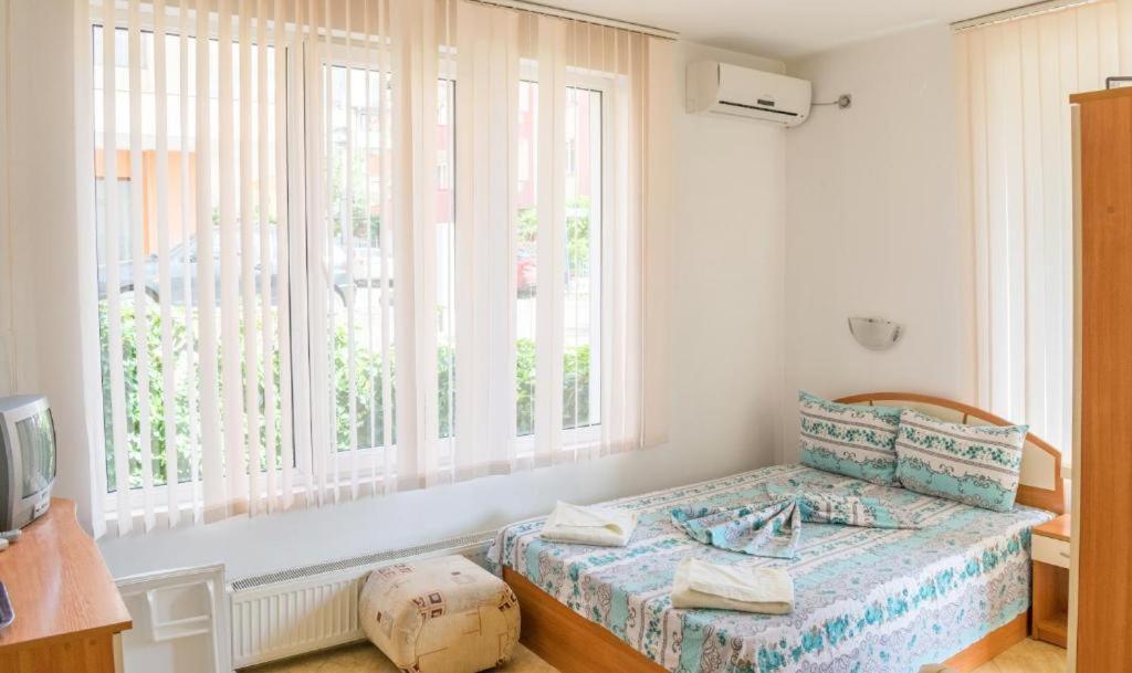 Guest House Eos Sozopol Exterior foto